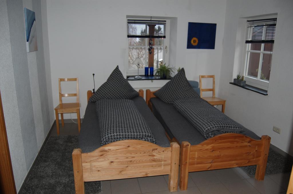 Ferienhaus Ginsterbluete Шляйден Номер фото